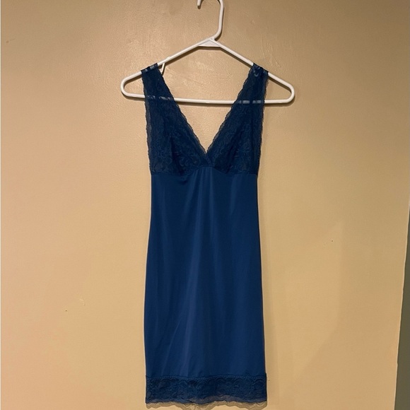 Intimissimi Blue Lace Slip Nightgown Sleepwear Feminine Soft Romantic * READ** - Picture 4 of 6